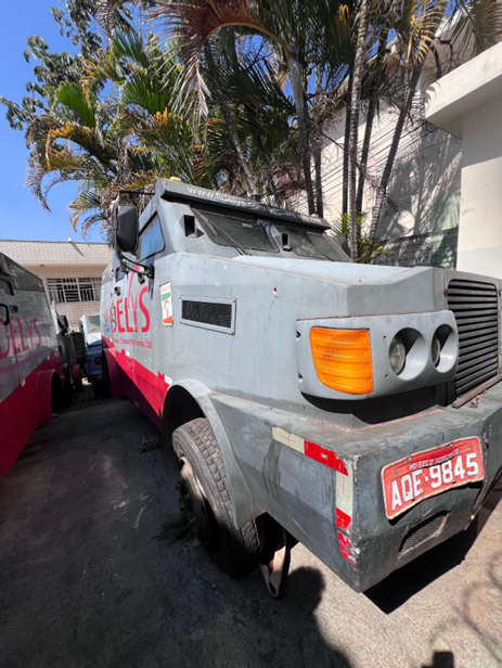 LOTE 04 - AQE9845, marca/modelo M. Benz/915C, ano 2008/2008