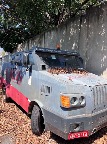 LOTE 09 - APO2114, marca/modelo M. Benz/915C, ano 2007/2008