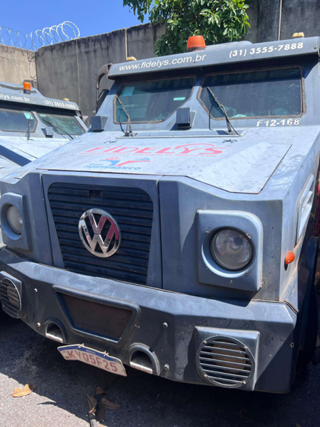 LOTE 17 - KYQ5F25, marca/modelo VW/8.160 MIB Metropolis, ano 2012/2012